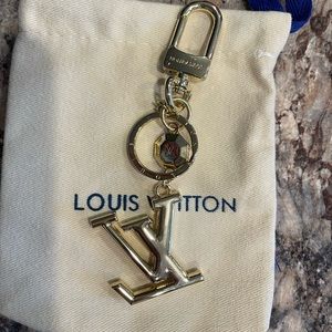 Bag charm in-spired